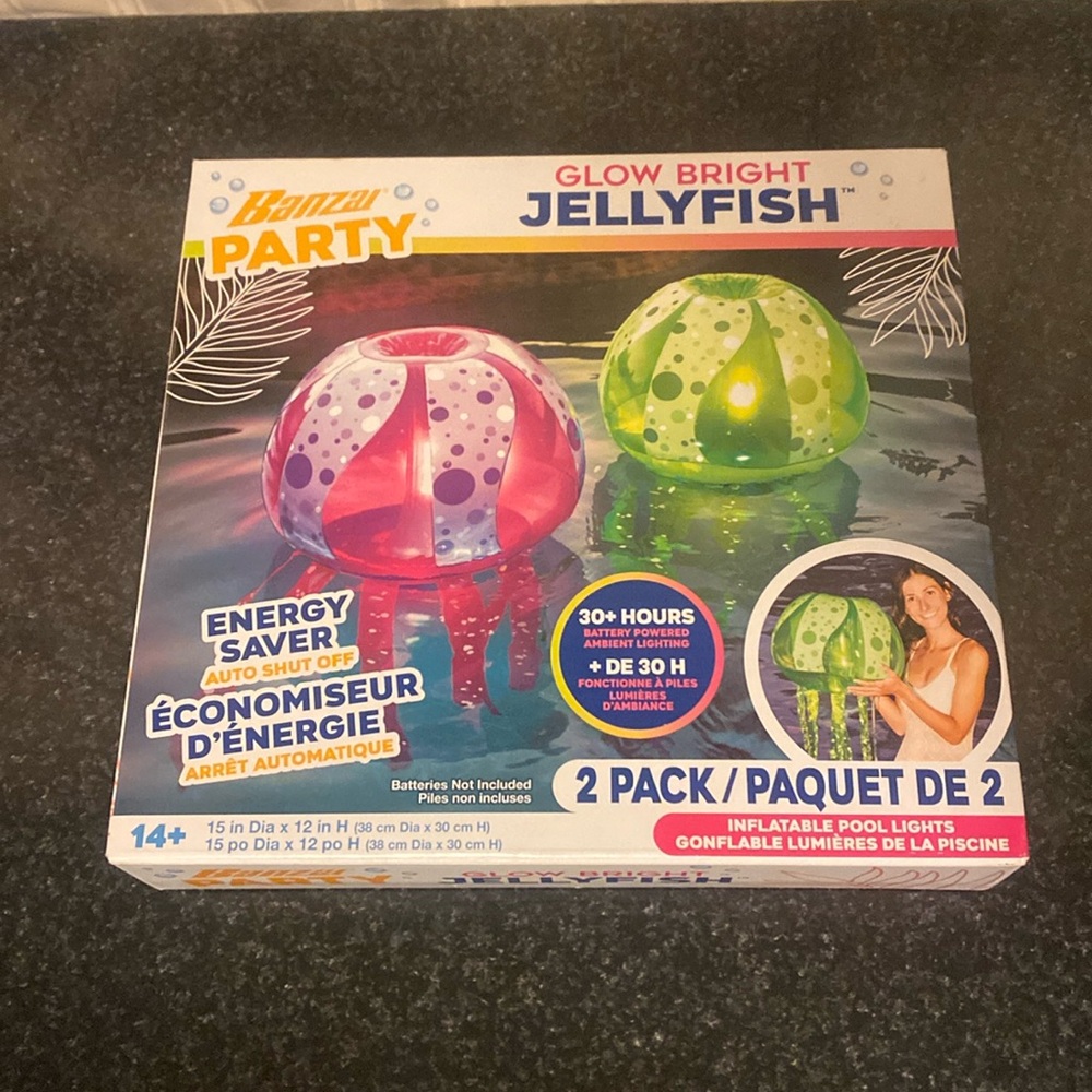 Glow Bright Jellyfish Floating Pool Lights 2 Pack
